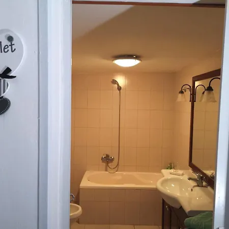 Mina Con Vasca Idromassaggio * Taranto