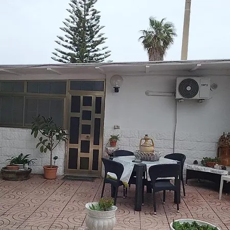 Mina Con Vasca Idromassaggio *